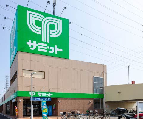 サミットストア鳩ヶ谷駅前店